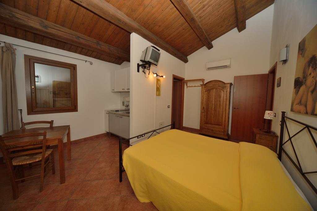 Agriturismo Calderino Фаэнца Экстерьер фото