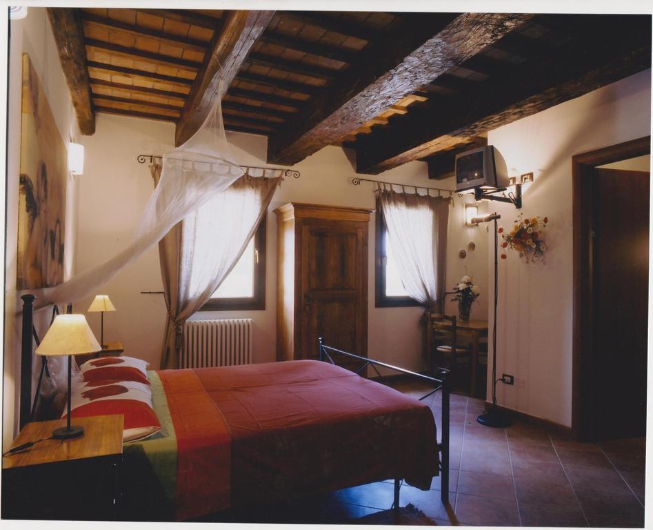 Agriturismo Calderino Фаэнца Экстерьер фото